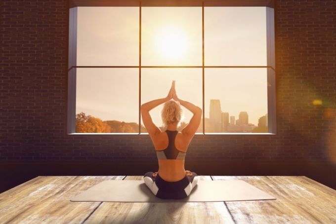 10 Tips to Stay Consistent With Your Morning Yoga Routine