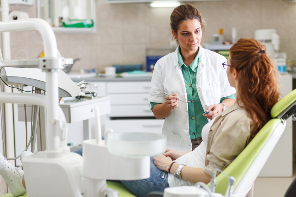 Does treatment for gum disease help people with diabetes control their blood sugar levels?