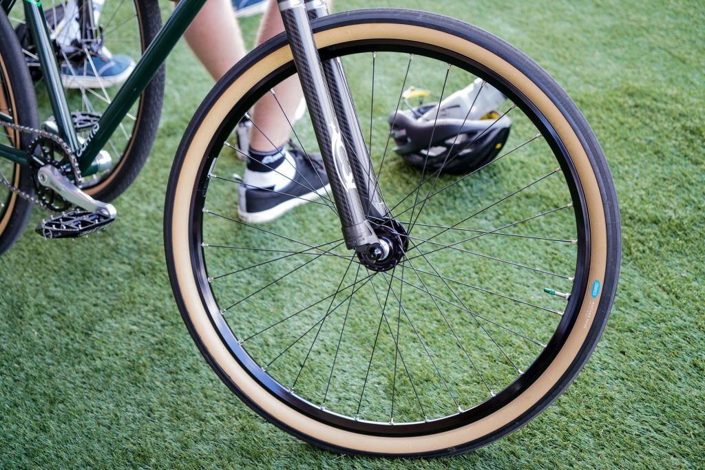 tubeless bike tire