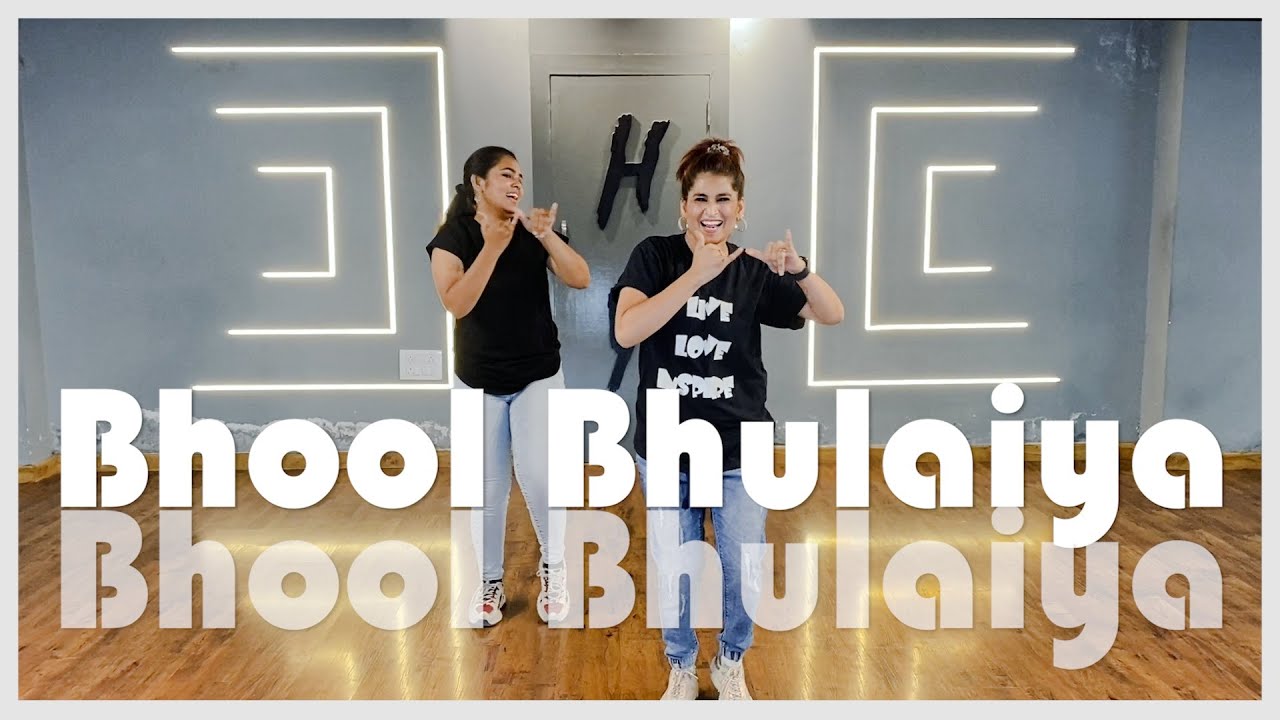 DanceFitness | Bhool Bhulaiyaa 2 | By Vijaya tupurani | Ft Priyanka Dembla | Karthik Aaryan Kiara