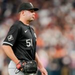 White Sox fall to Tigers for MLB-record 121st loss of season