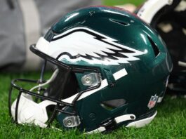 Eagles’ dysfunction on RPOs can be fixed, according to this OL: ‘It’s not that complex of an issue’