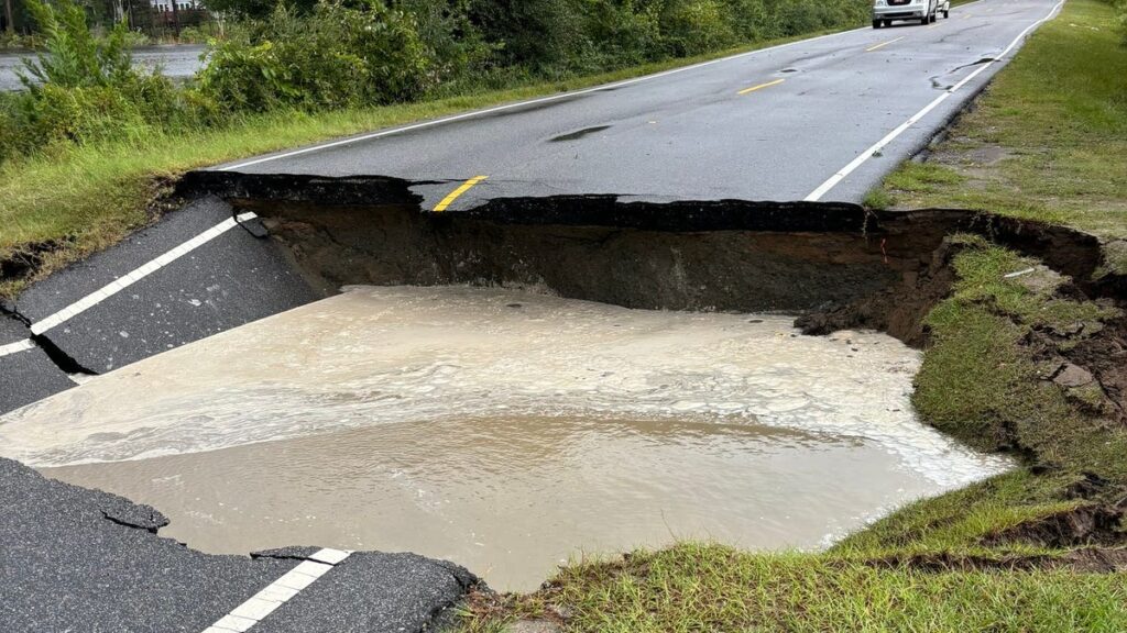 Major flooding reported in Carolina Beach, Southport, NC