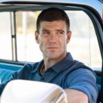 Origins' star Austin Stowell talks becoming young Gibbs