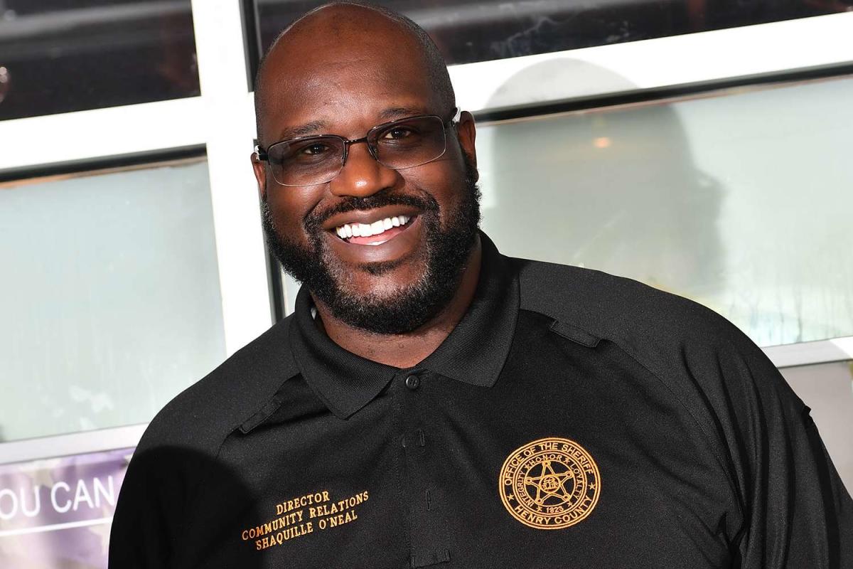 Shaquille O'Neal Denies He's Dating Woman in Viral Photo — and Jokingly Shares Similar Pictures with Other Women