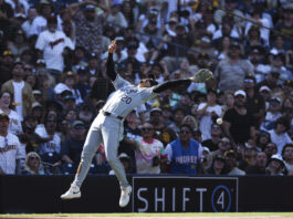 Chicago White Sox lose 120th game of the season, tying modern MLB record