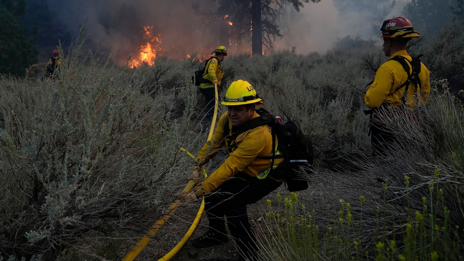 Firefighters nearing victory in battle against 3 massive wildfires near Los Angeles