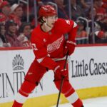 Detroit Red Wings, Moritz Seider agree to 7-year deal worth $8.55 million per season