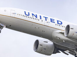 United flight approaching SFO has near miss with another aircraft; 2 passengers hospitalized